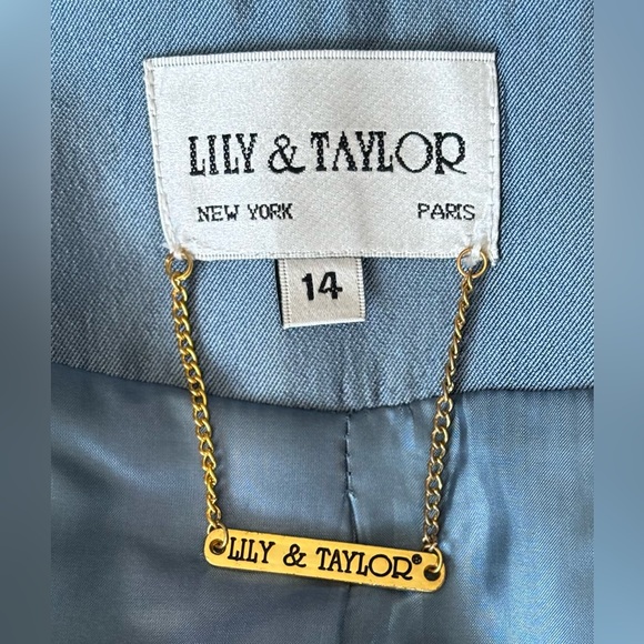 Lily & Taylor Blue Silk Wool 2pc Skirt Suit w/Floral Rosette Lace Brocade NWT 14 - Picture 9 of 16